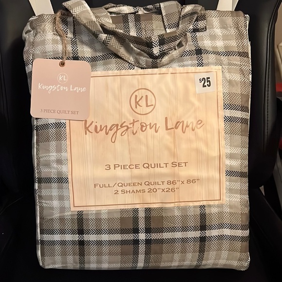 Kingston Lane Bedding 3 Piece Quilt Set Poshmark